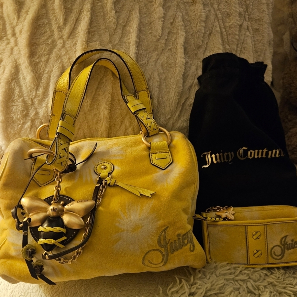 Rare 2 pc. Juicy Couture Bumblebee Yellow Lemonade Velour Bag Set